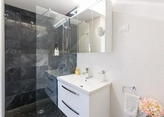 Jar Of Joy * Dubrownik